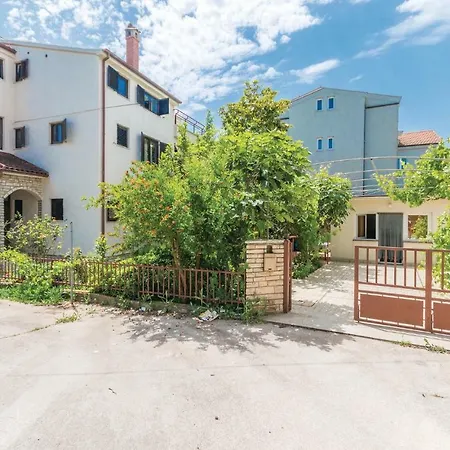 Four-bedroom In * Turanj